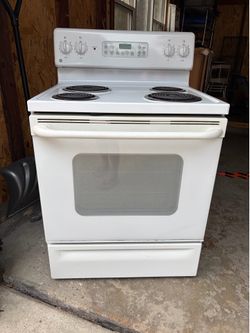 GE white electric range