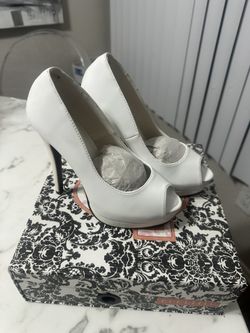 Bordello - Dancing Shoes White Size 6