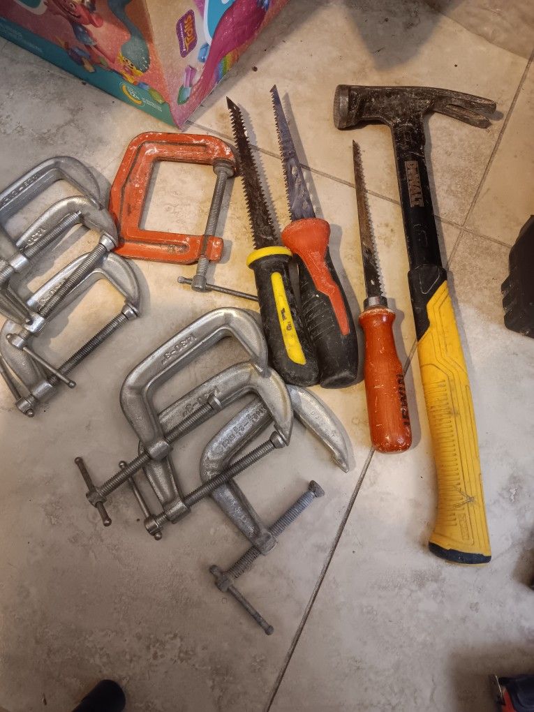 Tools Set - Dewalt Carpenter Hammer & Extra Tools