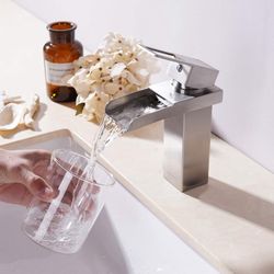VCCUCINE Stainless Steel Brushed Nickel Waterfall Bathroom Faucet F15 N $40