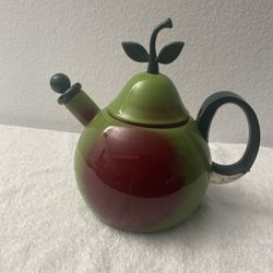 Pear Tea Pot