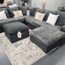 🔥Brand New Velvet Sectional Sofa🔥