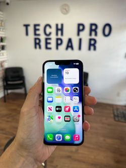 Iphone 13 Pro 256gb Unlocked. Warranty!