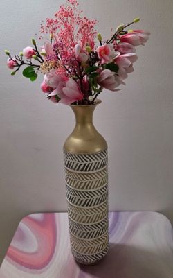 *** REDUCED *** 24" Floor Vase with Pink / Purple Faux Magnolia stems and Gypsophila @ Lasting Creations
