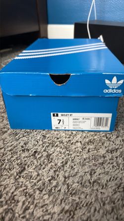 SEELEY XT -Adidas Size 7-1/2 MEN