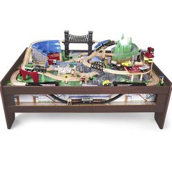 New imaginarium. Metro Line Train Table