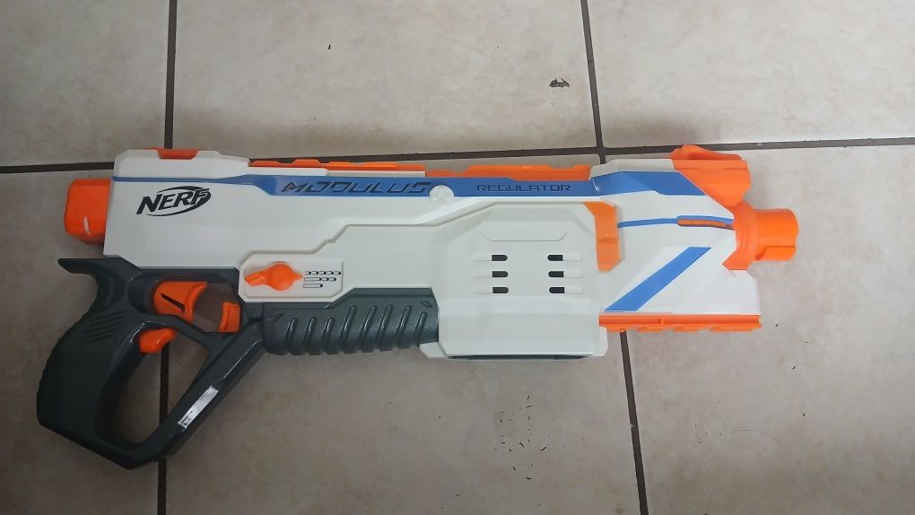 Nerf GUNS