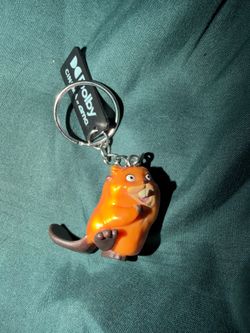 Disney Pixar Hoppers - Mabel Tanaka and King George Keychains AMC