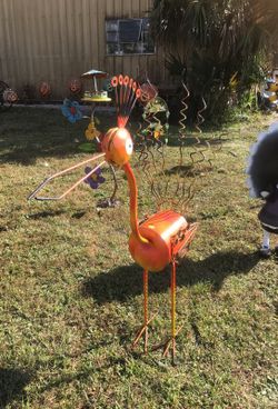 4 ft Iron crazy orange bird - yard decor