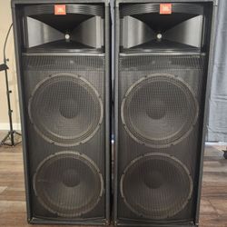 JBL TR225 Dual 15" Speakers