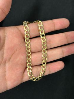 14k gold curb bracelet