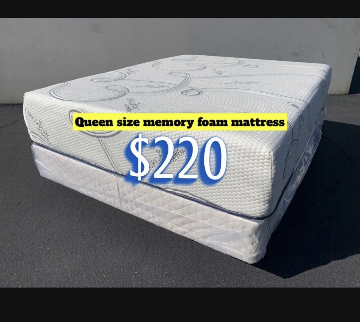 Queen Size Memory Foam Gel Mattress New
