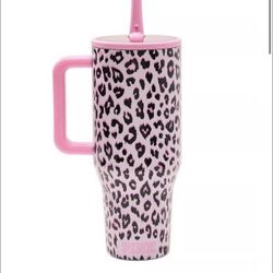 SEALED NEW IN BOX 40 oz Hydrojug x Victorias Secret Pink traveler Bottle