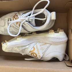 New Balance Kids Cleats