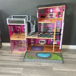 Doll House