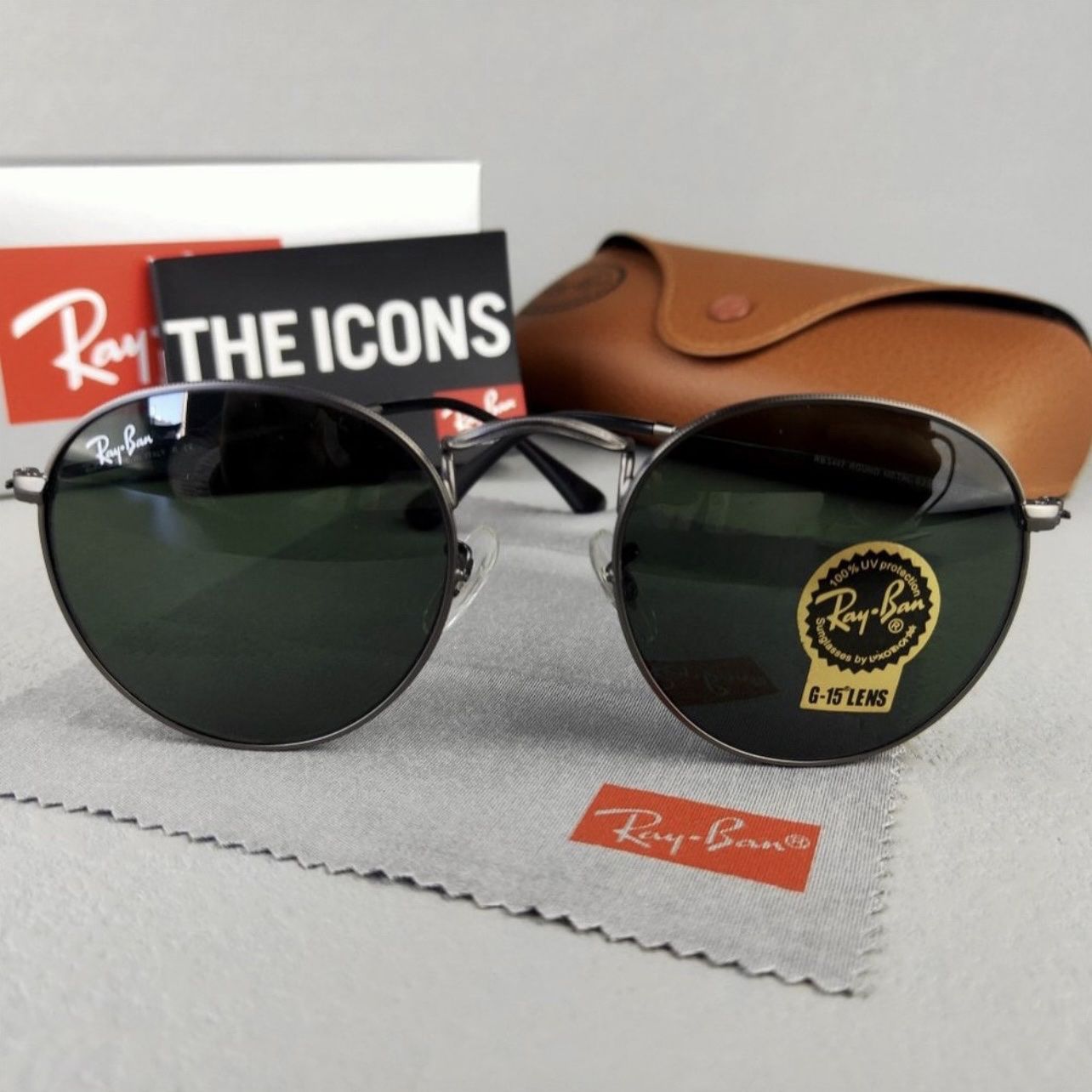 Ray Ban Black Classic real Glass lenses Round Metal Frame Unisex Standard size 50mm w/ Accessories Used