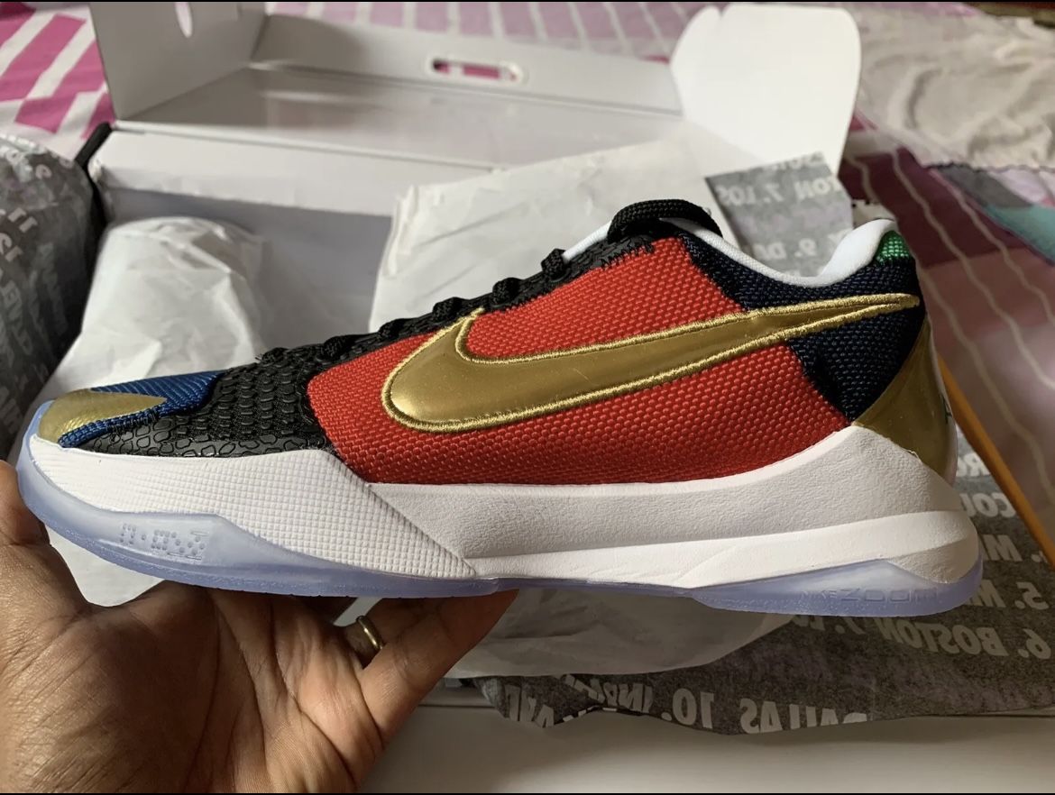 Nike Shoe Nike Kobe V Protro X Undefeated Undefeated Kobe Hall Of - Main Image