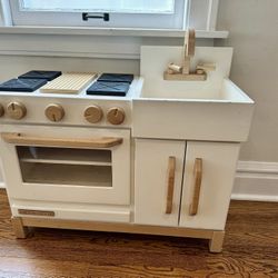Milton & Goose Play Kitchen