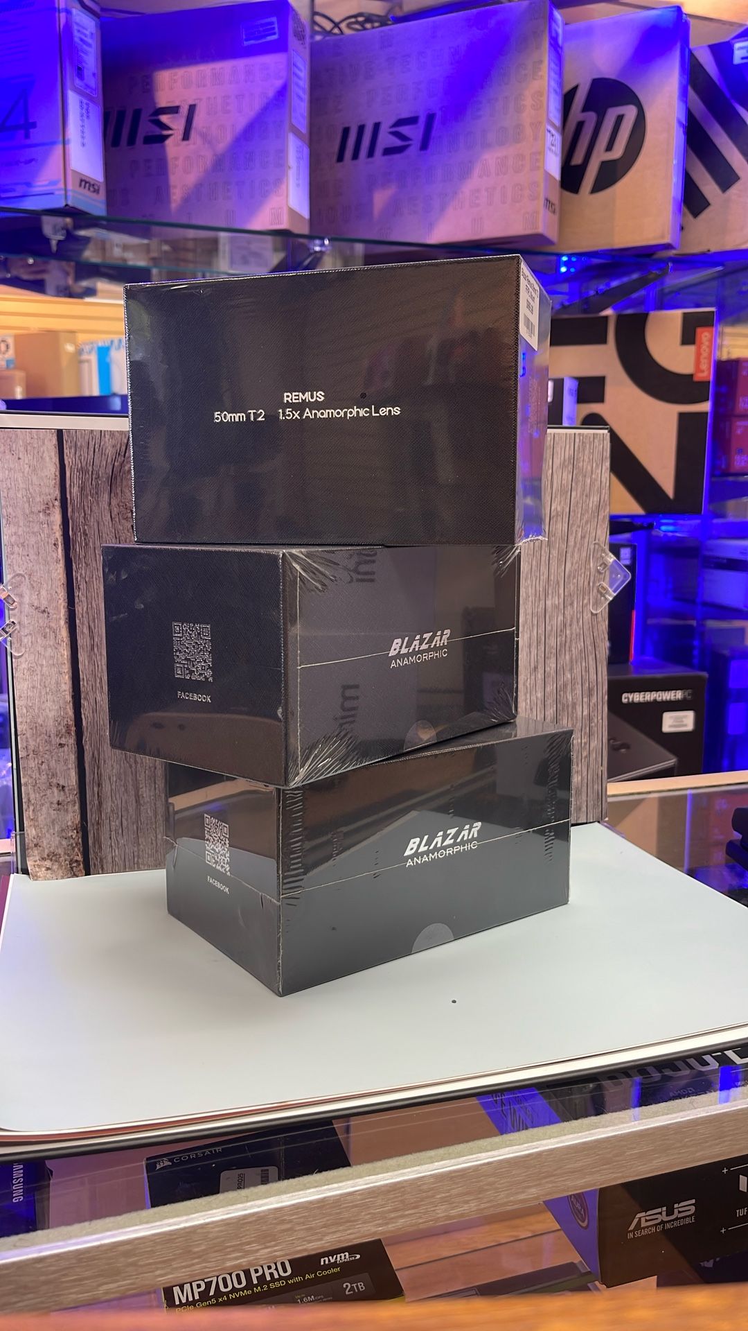 Blazar REMUS 50mm T2 1.5X Anamorphic Lens
