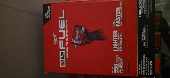 Milwaukee M12 3/8 stubby
