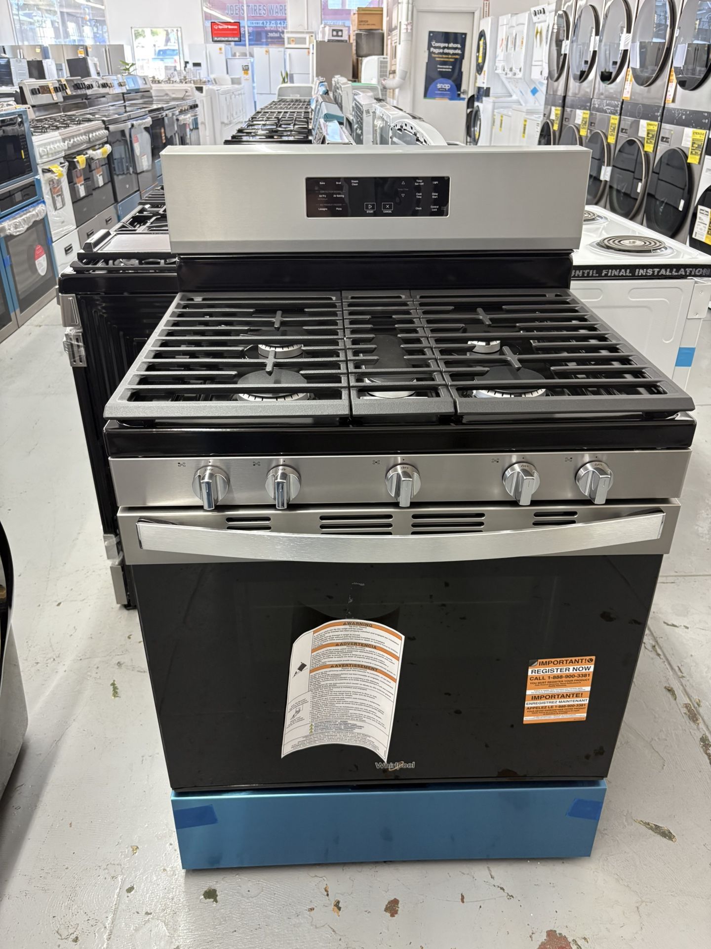 Maytag 30” Gas, Air Fry Range
