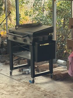 Blackstone 30” Culinary Omnivore Griddle w/ Hood – Model 2163