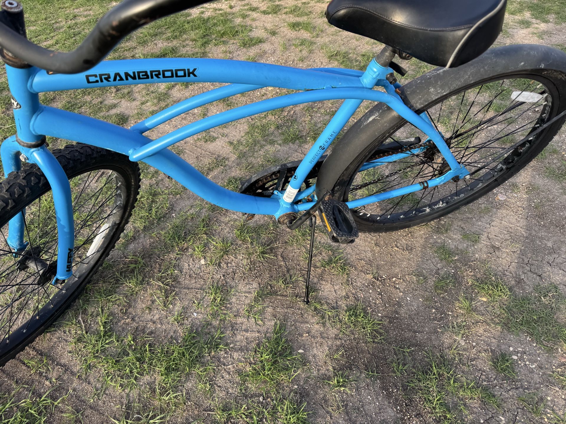 Huffy Cranbrook Men’s Beach Cruiser – Matte Blue