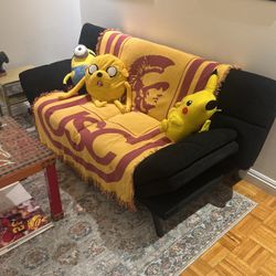 Black Futon 