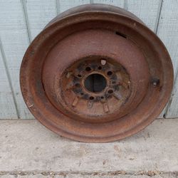 Plymouth Or Dodge  Wheel  16 X 4 Wide. 5 Lug  On 4.50.  Bolt  Pattern. Have 1. Rim Only  Fits. Old   Car. &  Trailer.  Only 