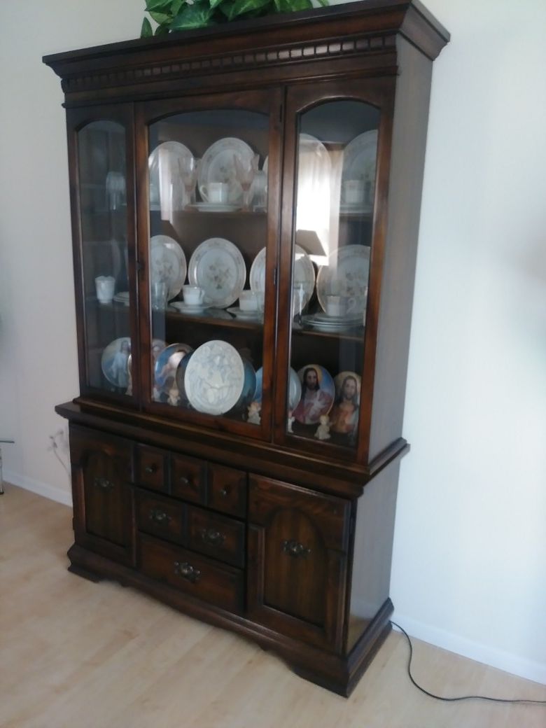 1960 china cabinet 77x49x16"