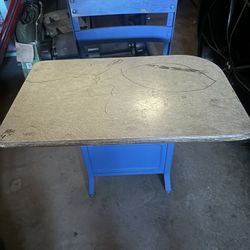 Little Kid Desk 