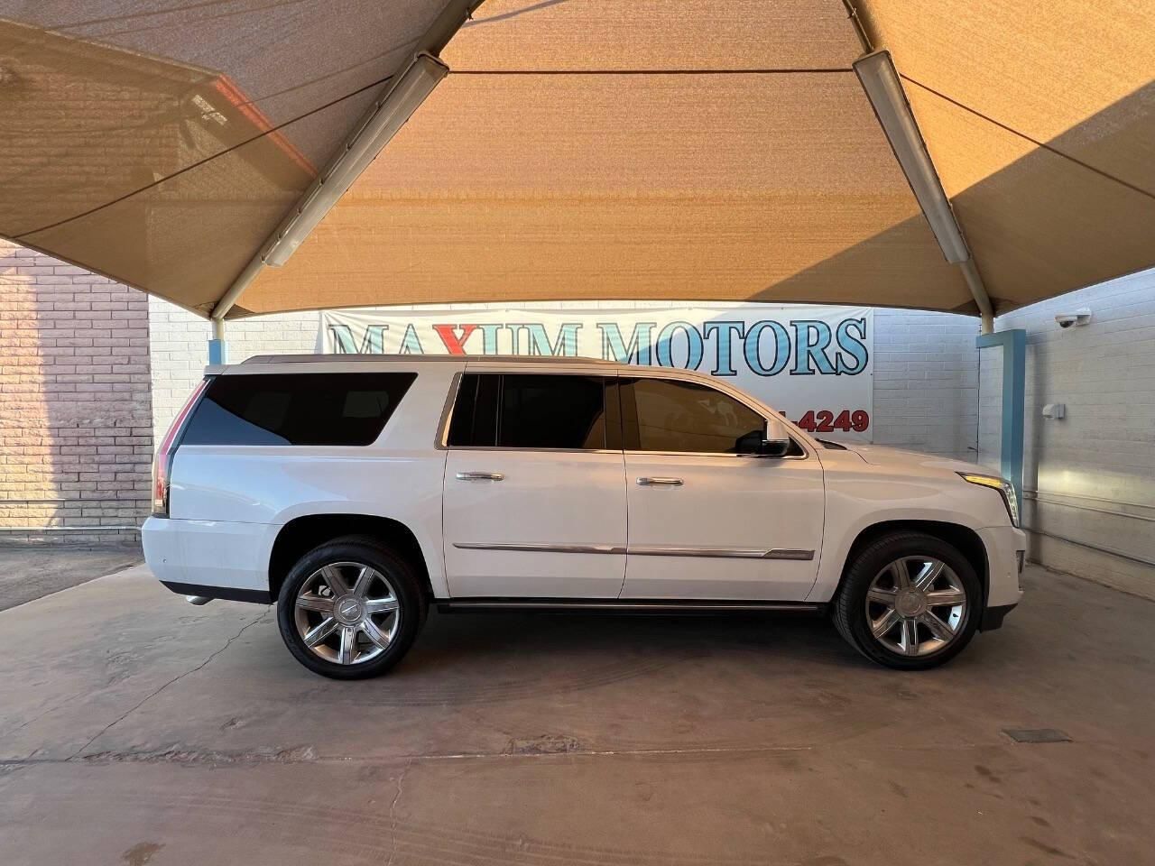 2017 Cadillac Escalade ESV