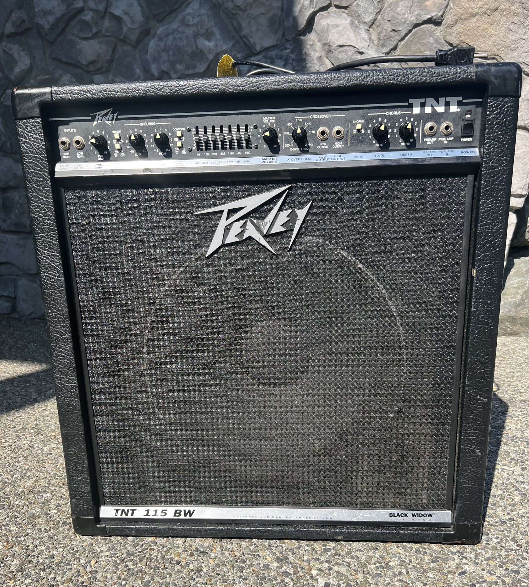 Peavey TNT 115 Black Widow Electric Bass Amp
