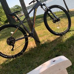 Mountain Bike 