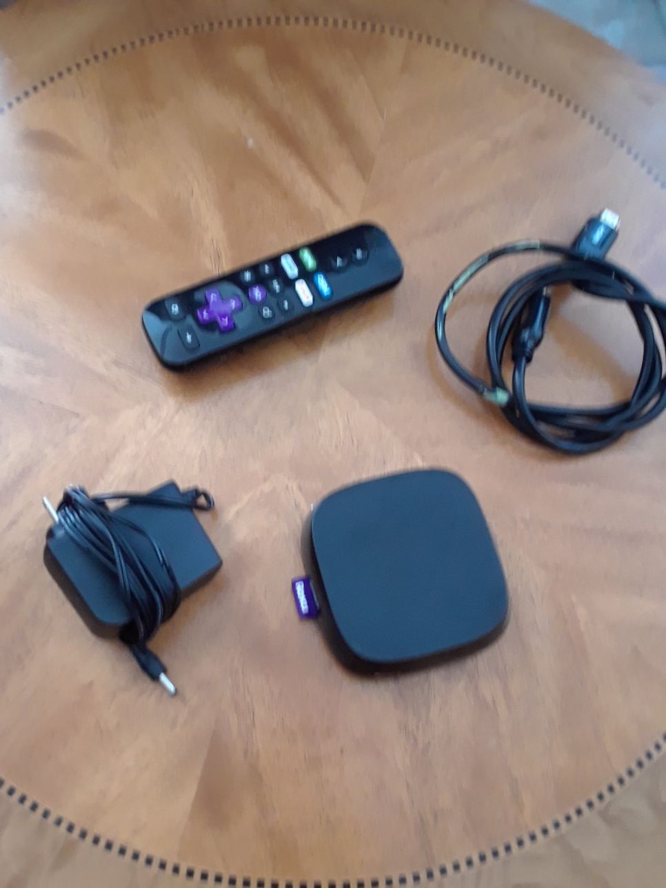 Roku 3 with remote and Hdmi
