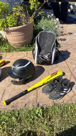 Tee ball equipment