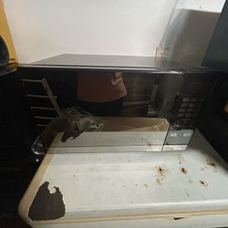 Table Top Microwave. Works Great 👍 