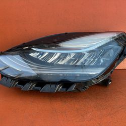 2017 - 2021 Tesla Model 3 / Y Left Driver Reflector Headlight OEM 1077371-98-L