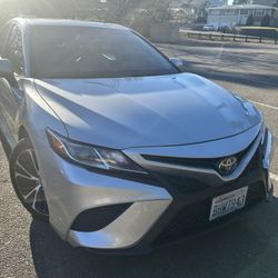 Toyota Camry 2018