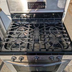 Frigidaire Gas Stove