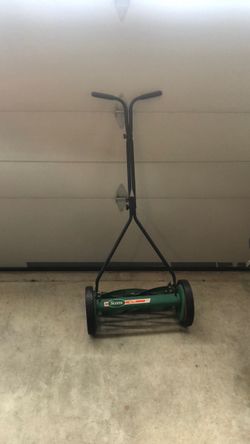 Lawn mower hand push
