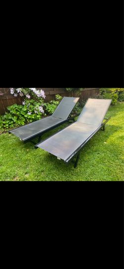 Vivere Aluminum Outdoor Chaise Lounge Chairs for Patio Backyard Pool Set of 2