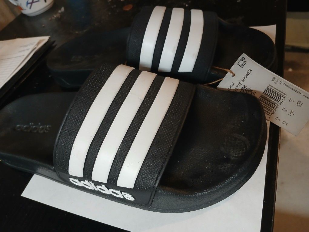 New Adidas Slippers Size 11