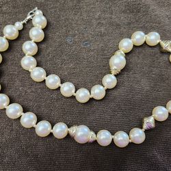 🌿🎀Pearl & Gold Bead Necklace 24in🎀🌿