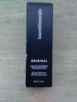 BareMinerals Original Liquid Mineral Foundation Fairy Light 03