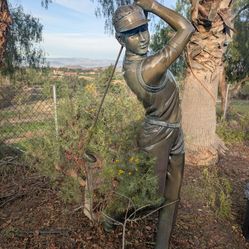 Life-Size bronze golfer statue