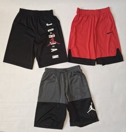 Boys Size 18/20 Jordan Basketball Shorts