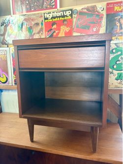 Mid-Century Modern Broyhill Nightstand