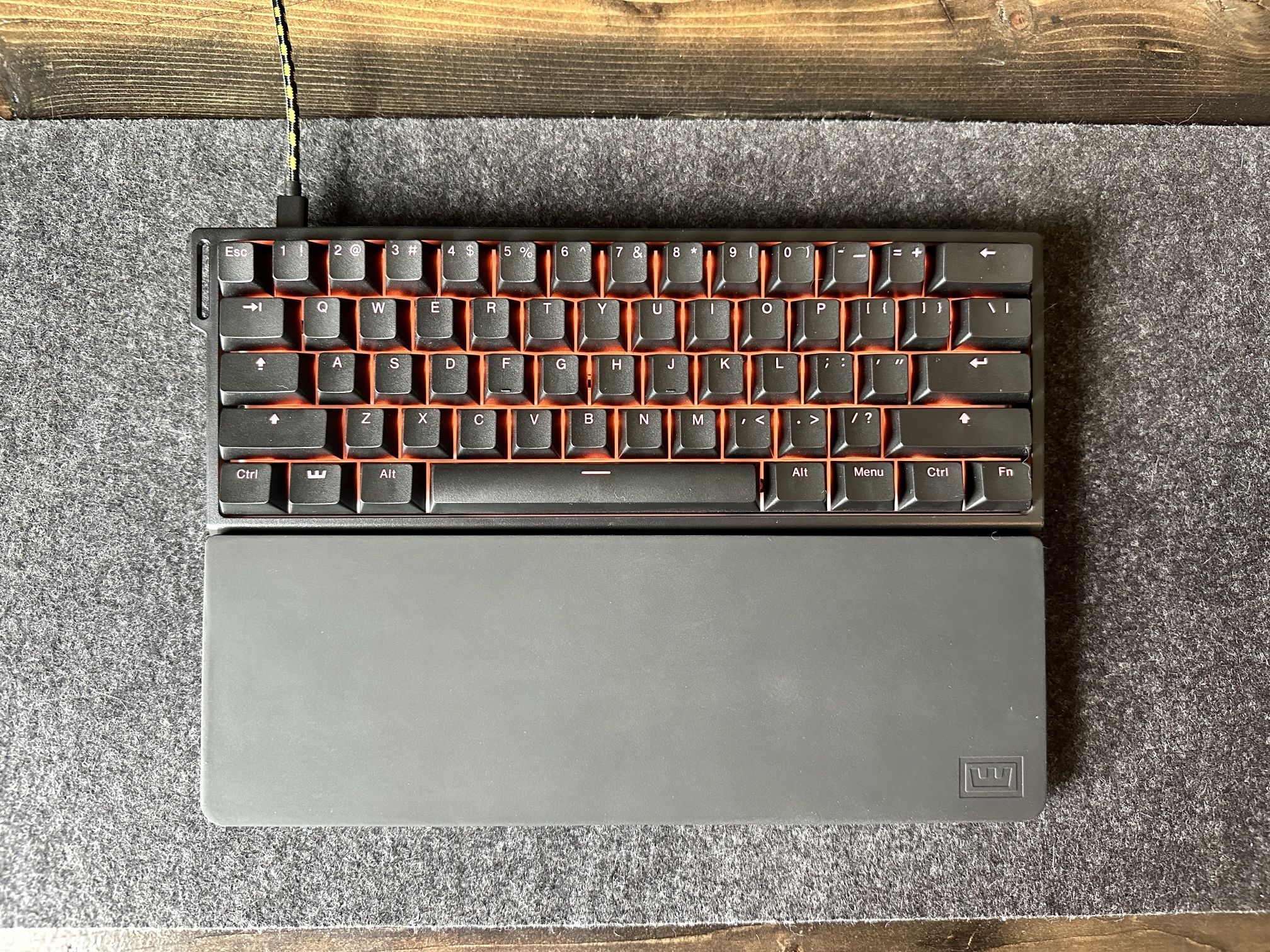 Wooting 60HE w/ Wrist Rest & Additional KeebsForAll Freebird 60 Aluminum Case (Price is Firm)