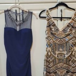 2 SHORT AND SEXY HOLIDAY DRESSES. SEE PHOTOS & DESCRIPTION $20 EACH. THEY'RE AVAILABLE!